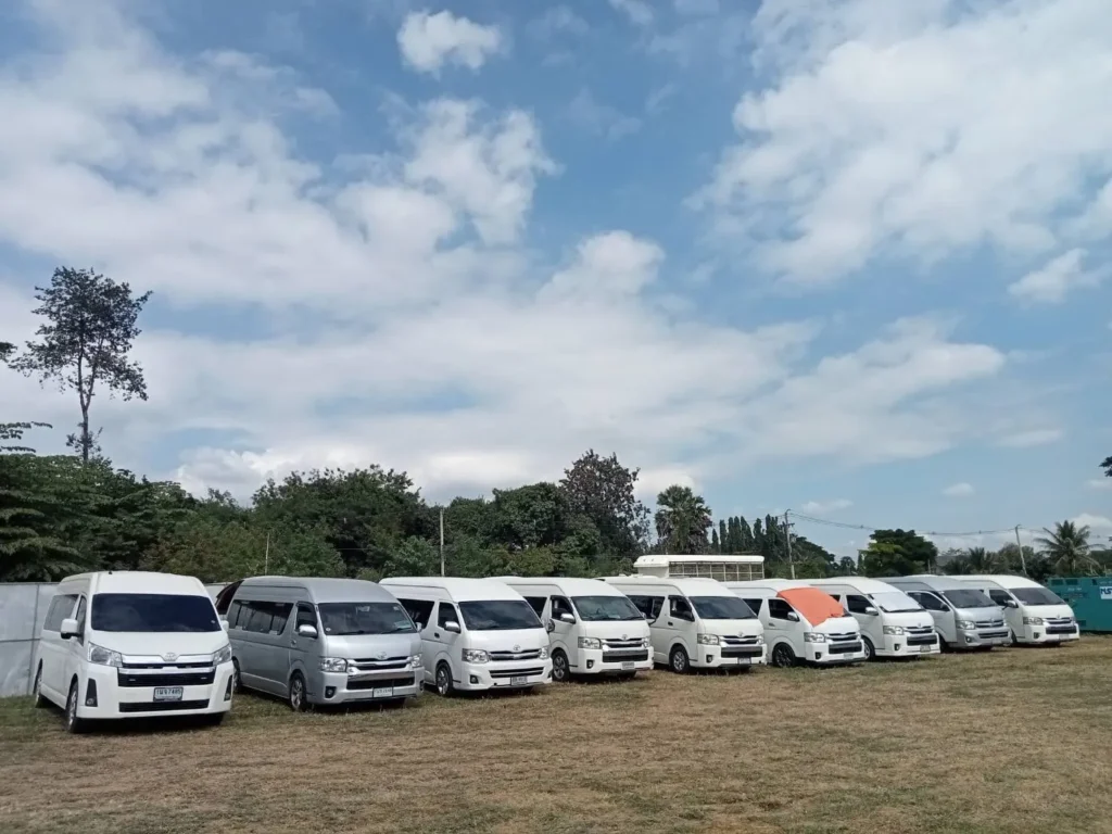 รถตู้รุ่นเก่าและรุ่น